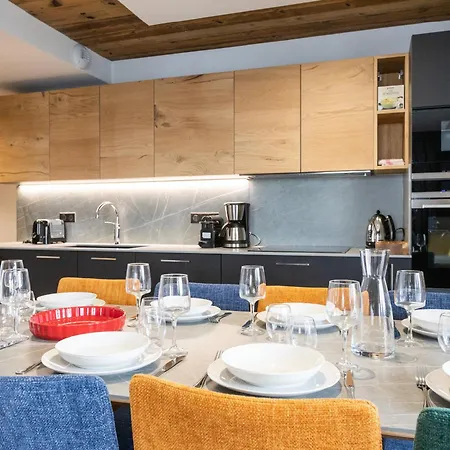 8 Pers. 3 Ch. Avec Terrasse A Montvalezan - Fr-1-275-212 Apartment La Rosiere (Savoie)